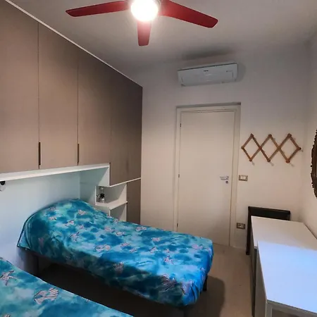Casa Izzo, Trilocale Con Terrazza E Parcheggio Privato Apartman La Maddalena