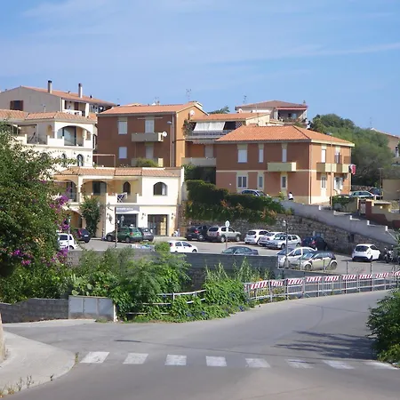 Casa Izzo, Trilocale Con Terrazza E Parcheggio Privato Apartman La Maddalena