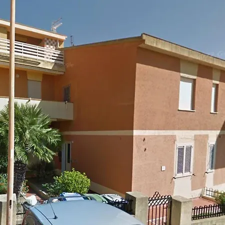 Casa Izzo, Trilocale Con Terrazza E Parcheggio Privato Lägenhet *